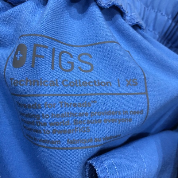 Figs Scrub Set - Picture 3 of 3